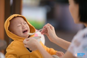 Cần làm gì khi trẻ biếng ăn sau khi dùng kháng sinh?