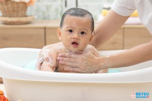 Những thời điểm nào mẹ không nên tắm cho trẻ?