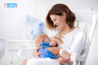 Vì sao sữa non ngày đầu lại quan trọng với trẻ sơ sinh? 