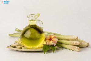 Cách làm tinh dầu sả đuổi muỗi siêu dễ tại nhà