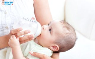 Mách mẹ kinh nghiệm chọn bình sữa phù hợp cho con