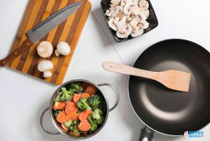 Mẹo sử dụng giúp nồi chảo chống dính không bị bong tróc 
